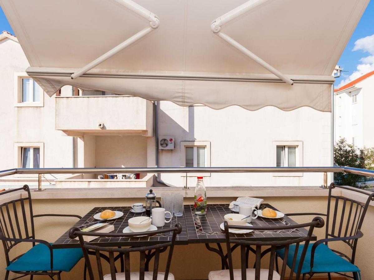 Apartment Ella Sea View โบล ภายนอก รูปภาพ